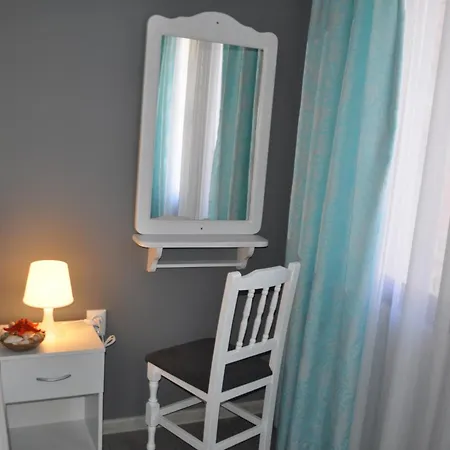 Pensiune La Kameya Kiten (Burgas)