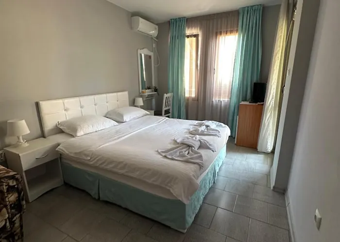 Konukevi La Kameya 2*